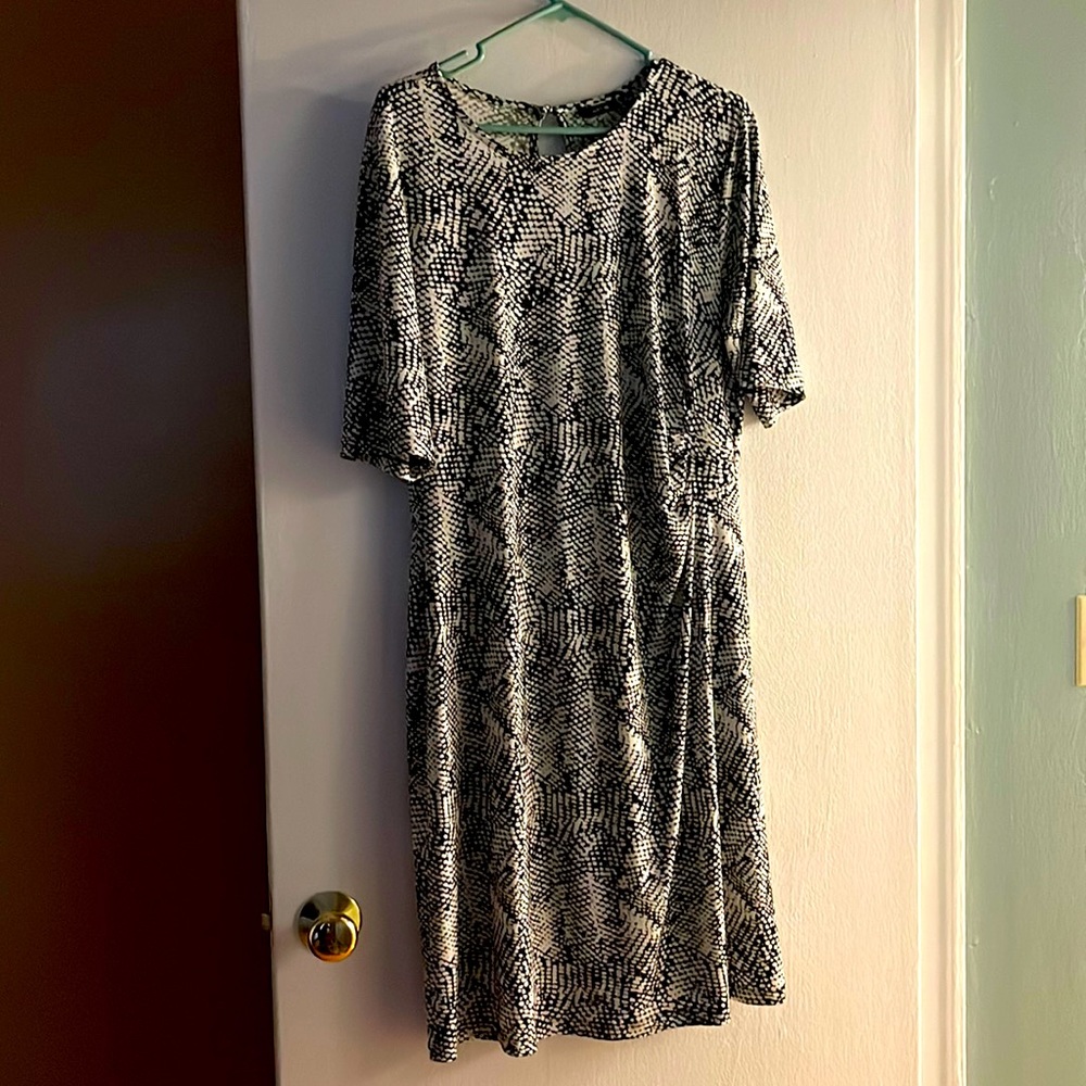 Beautiful Apt. 9 dress!